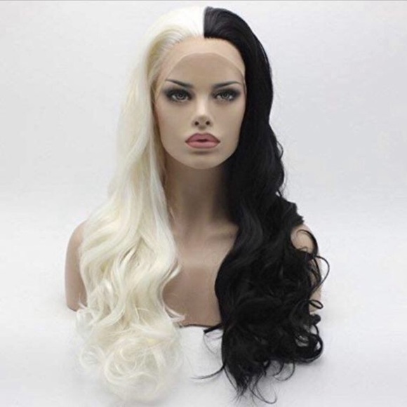 ?24” CRUELLA  BLACK & WHITE LACE FRONT WIG…NEW main image 4